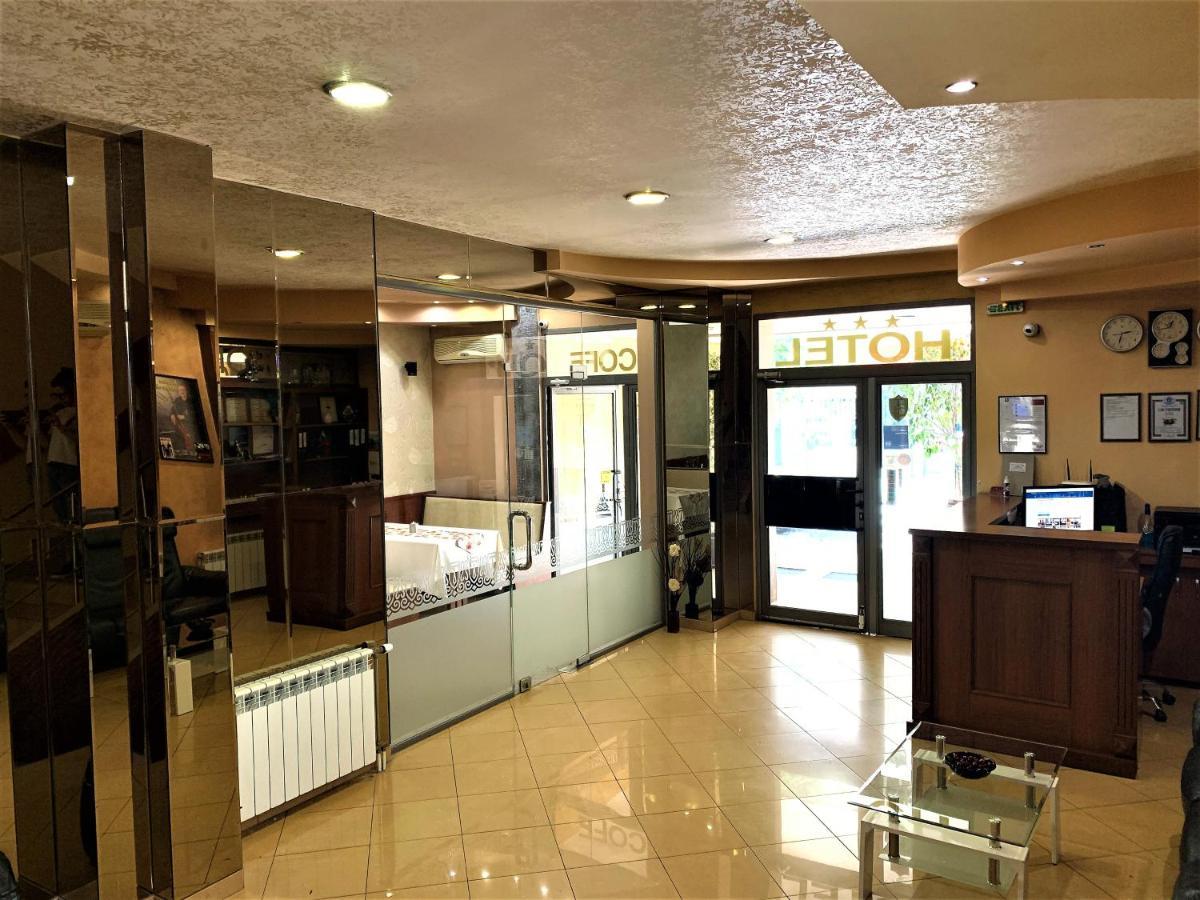 סטרה זגורה Hotel Trayana מראה חיצוני תמונה